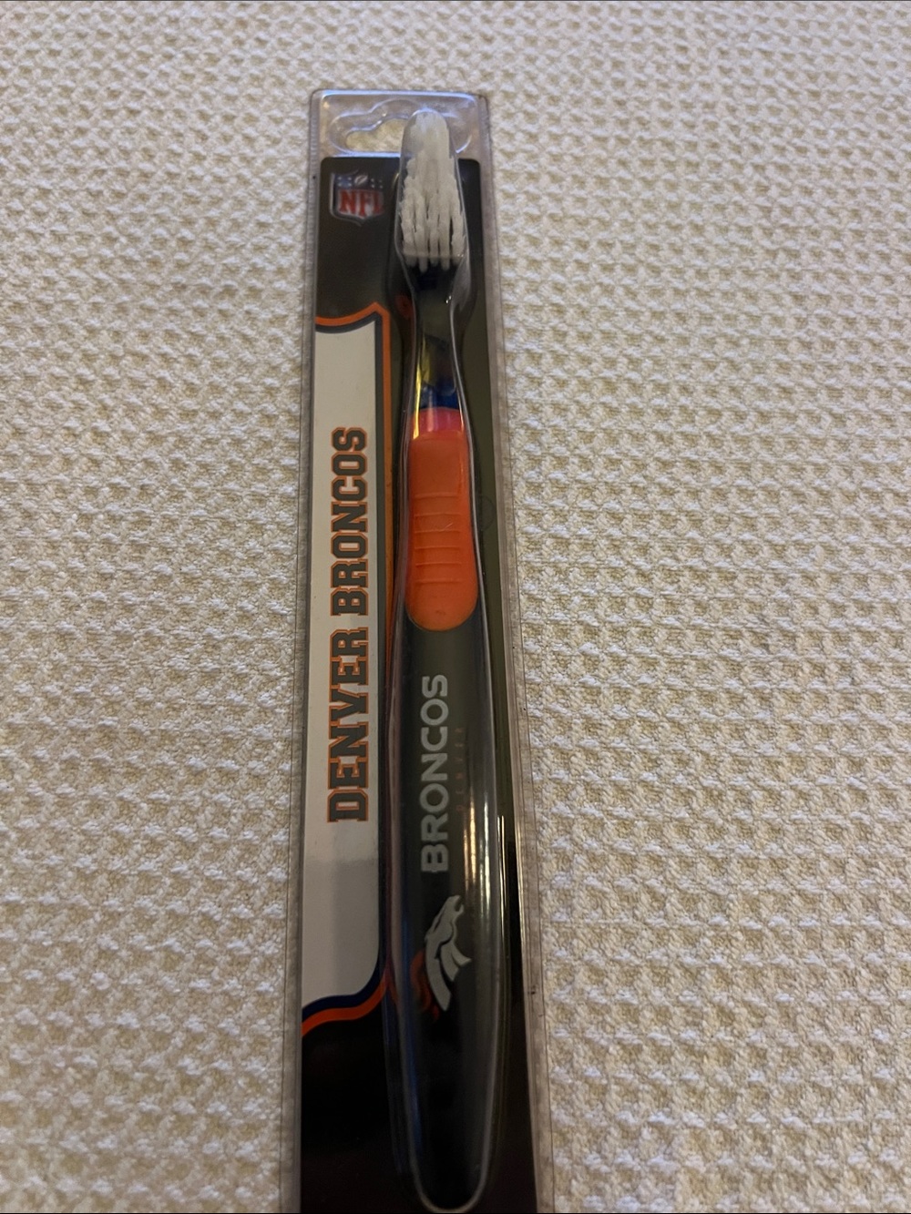 NFL Denver Broncos Toothbrush, NEW (7 3/4")
